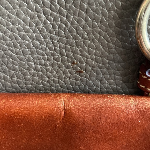 Dooney and Bourke bag - Picture 3 of 14